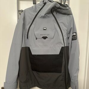 Women’s Gray and Charcoal Jacket